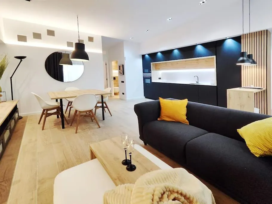 דירה Increible Apartamento De Lujo En טראסה ספרד
