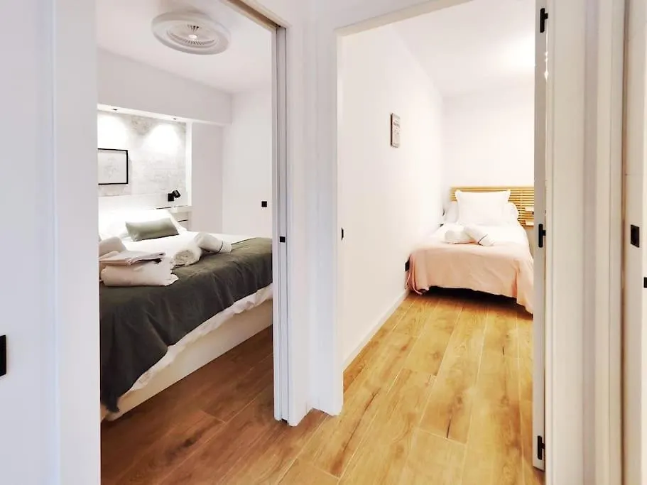 Increible Apartamento De Lujo En טראסה ספרד