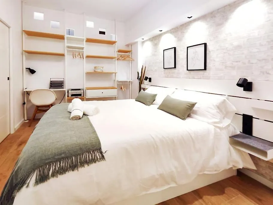 Increible Apartamento De Lujo En טראסה 0*,  ספרד